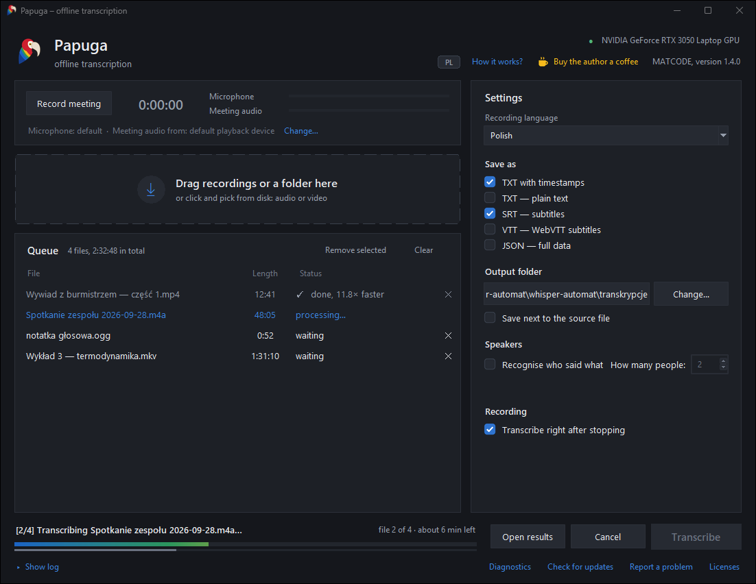 The Papuga window: a queue of four recordings with statuses, the settings panel and a progress bar in feather colours